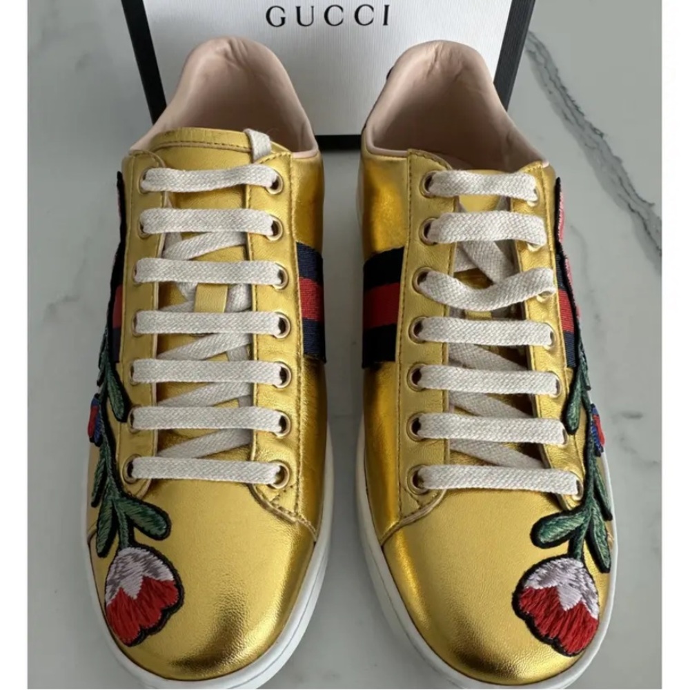 Gucci
Ace leather trainers
39EU
Used with box
Gold, Leather